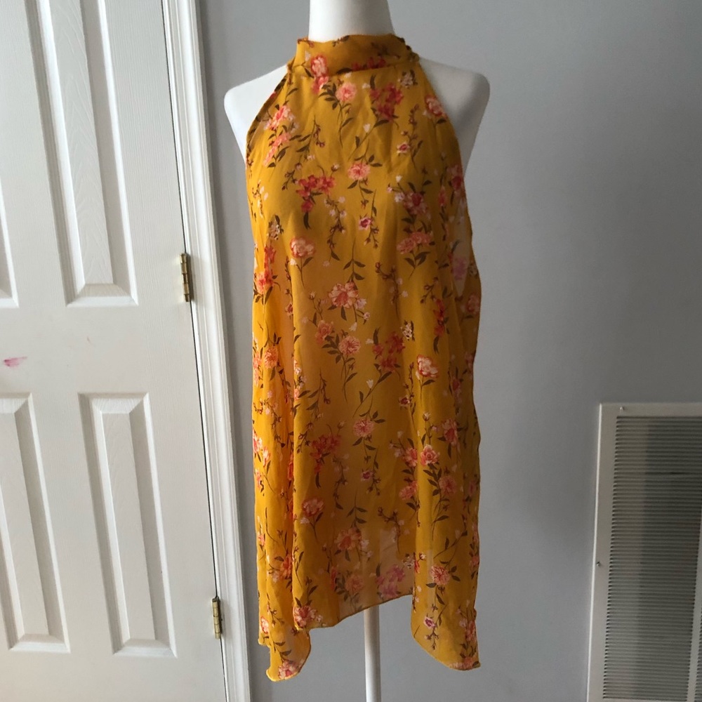 Cha cha vente high neck sleeveless top. Size 2x